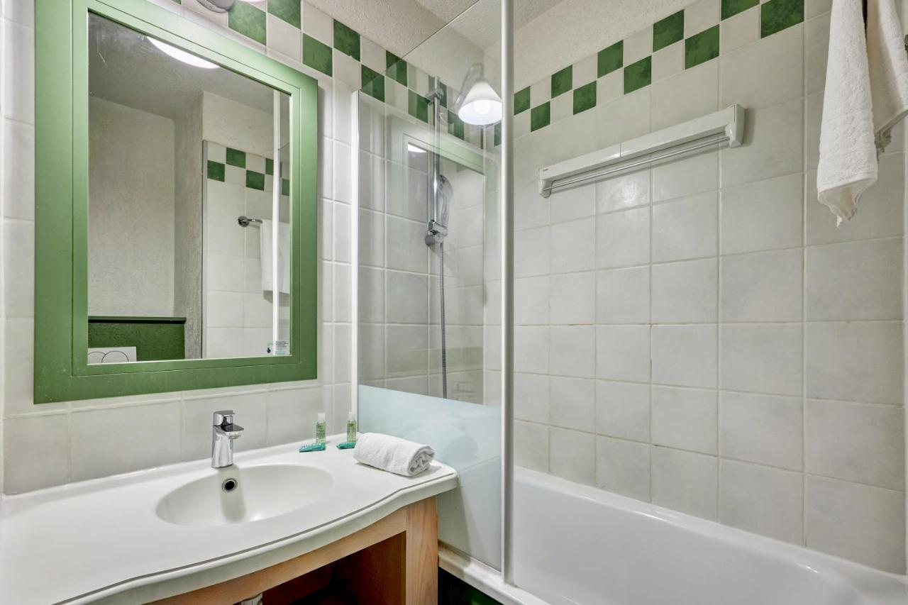 Studio with Sleeping Alcove and Terrace or Balcony (4 People) - South Side